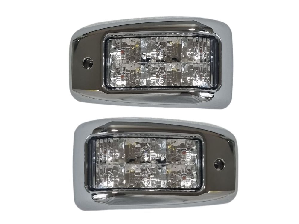 Hino Dutro/Toyota Dyna 300 Series Door Flasher Right Hand / Left Hand – Sold As a Pair- LED – Clear – With Chrome Mould – XZU3/XZU4 (2000-2011) image 1