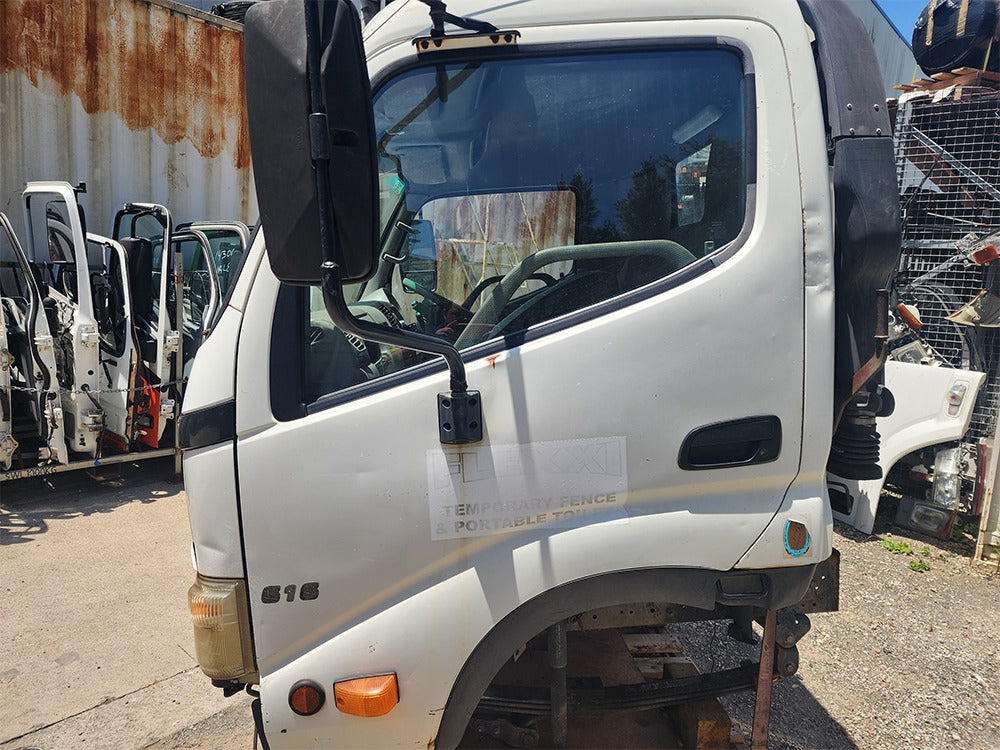 Hino Dutro (XZU4) Cabin Shell – Wide Cab – Manual – 2003-2011 (CN5736) image 5