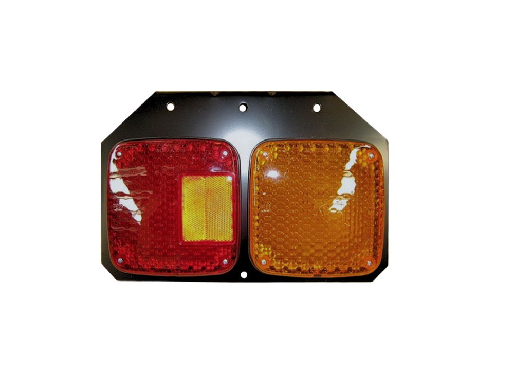 Nissan-UD Tail Lamp Right Hand – CL/CM/CP/CW (1984-1995) image 1