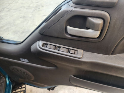 Isuzu N Series (NPR) Cabin Shell – Wide Cab – Manual – 1994-2007 (CQ4608) image 9