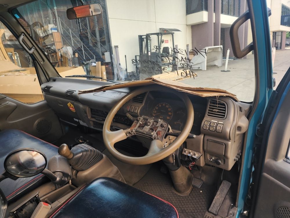 Isuzu N Series (NPR) Cabin Shell – Wide Cab – Manual – 1994-2007 (CQ4608) image 13