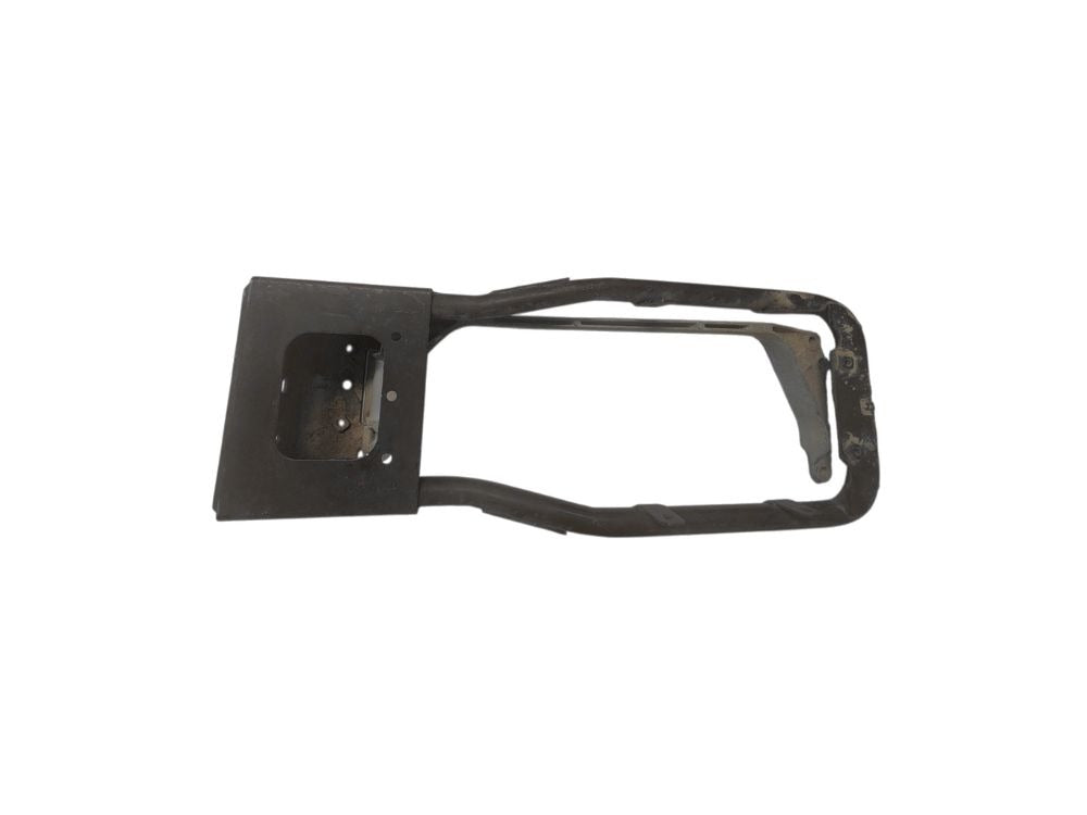Isuzu Giga HeadLamp Holder Right Hand – CXZ/CXY/CYZ/EXD/EXY/EXZ (1994-2017) image 1