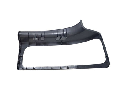 Renault Midlum HeadLamp Rim Right Hand – 1st/2nd Gen (2000-2013) image 3