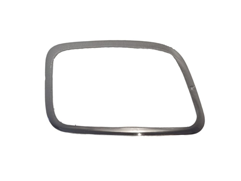 Mercedes Actros HeadLamp Rim Right Hand – MP3 – MegaSpace (2008-2016) image 1