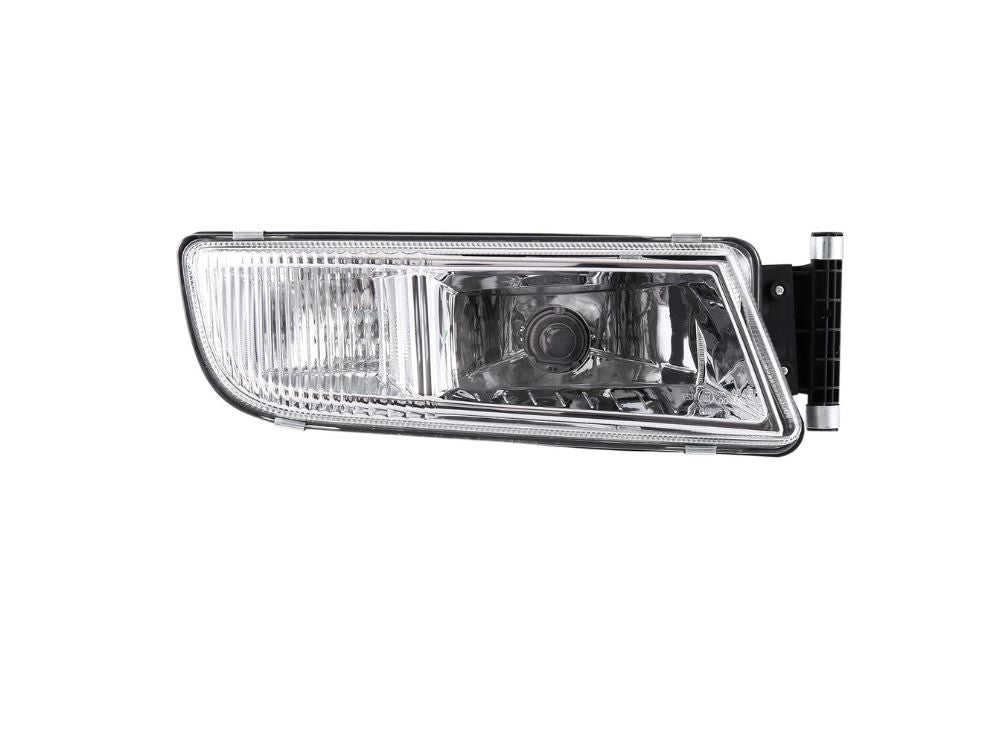 MAN TGS Fog Lamp Right Hand – C/CC/L/LX/DN (2014-2022) image 1