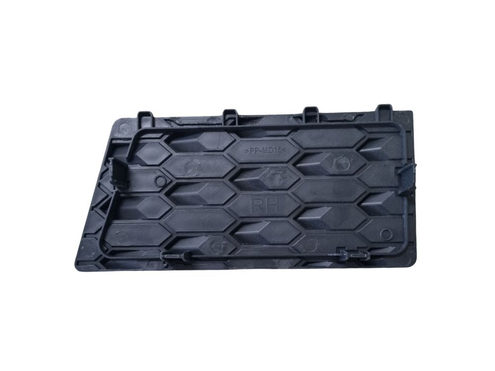 Volvo Version 5 Grille Garnish Right Hand – Lower – FM (2020-On) image 2