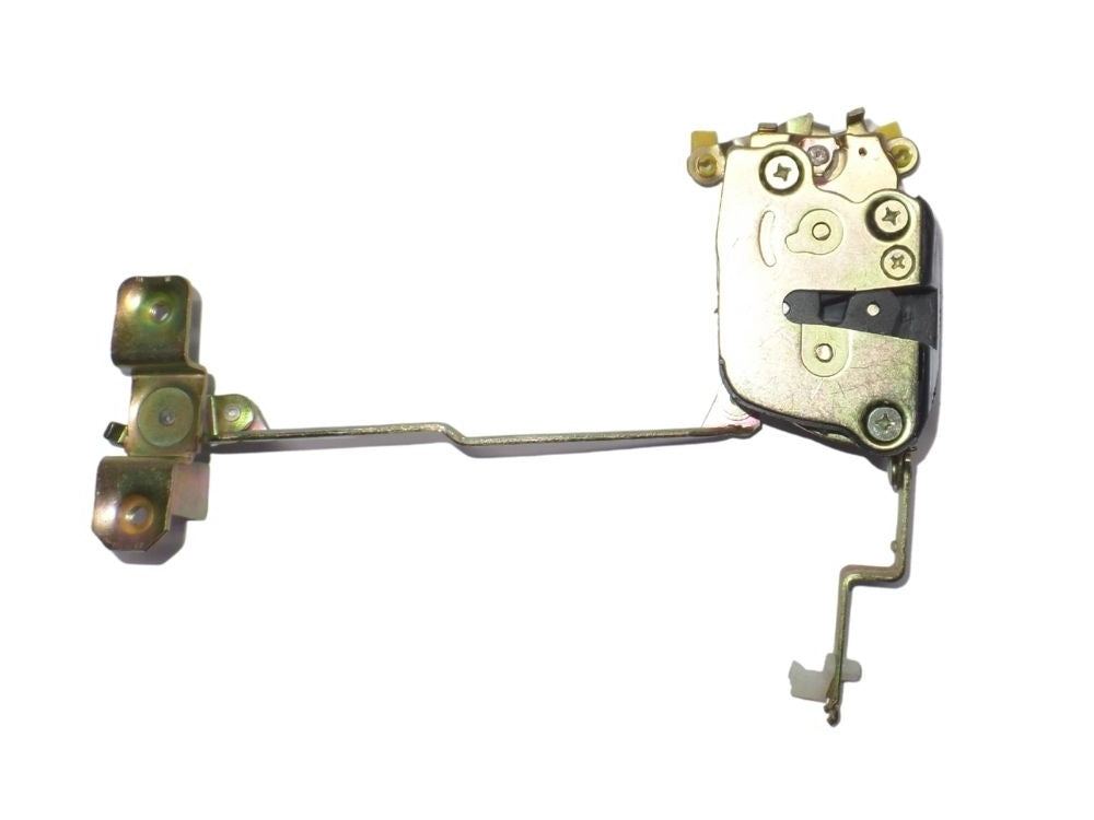 Isuzu Giga Door Latch Right Hand – CXZ/CXY/CYZ/EXD/EXY/EXZ (1994-2017) image 1