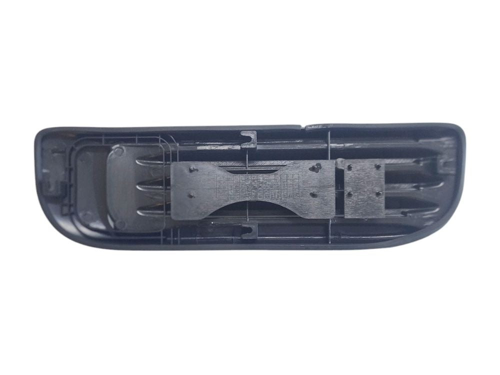 Isuzu F Series Rear Quarter Panel Glass Garnish Right Hand – FRR/FSR/FTR/FTS/FTZ/FVM/FVR/FVZ (1996-2007) image 3