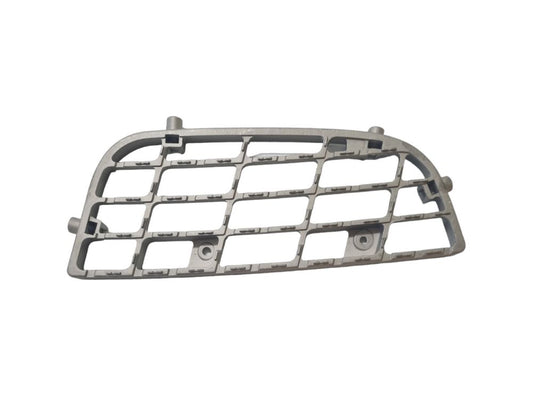 Nissan-UD Quon Step Plate Right Hand – Upper – CK/CW/PD/PW/GK/GW (2017-On) image 1
