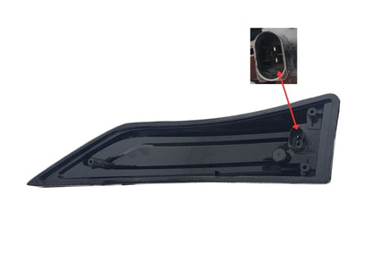 Volvo Version 4 Corner Lamp Right Hand – LED – Black – FH (2013-2020) image 3