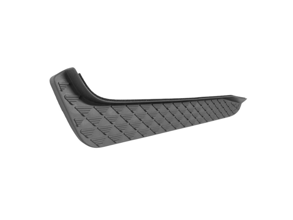 Mitsubishi/Fuso Super Great Wheel Arch Guard Step Right Hand – FS5/FP5/FV5 (1998-2011) image 2