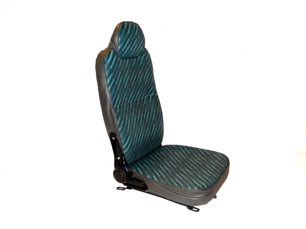 Isuzu N Series Drivers Seat Right Hand – NKR/NPR/NPS/NQR (1994-07/2005) image 1