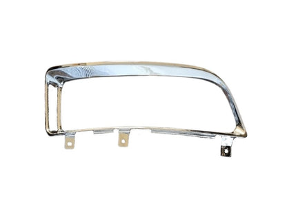 Mitsubishi/Fuso Shogun HeadLamp Rim Right Hand – Chrome – FS5/FP5/FV5 (2011-2018) image 1