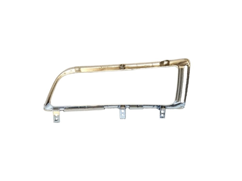 Mitsubishi/Fuso Shogun HeadLamp Rim Right Hand – Chrome – FS5/FP5/FV5 (2011-2018) image 3