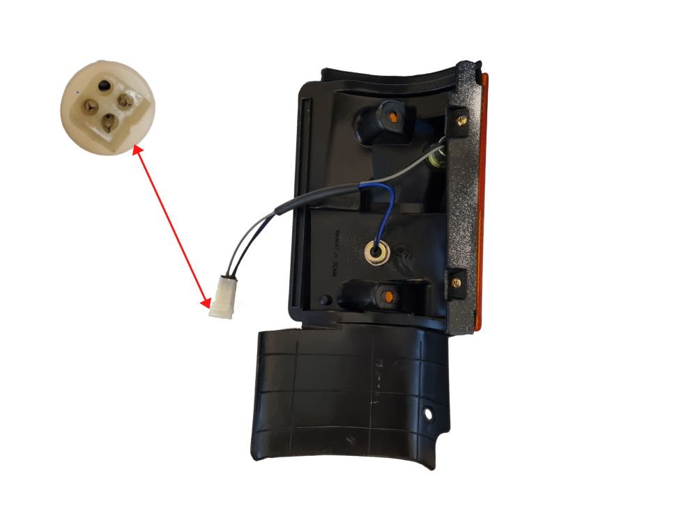 Mitsubishi/Fuso Fighter Park/Flasher Lamp Right Hand – With Round Plug – FK4/FM5 (1986-1996) image 2