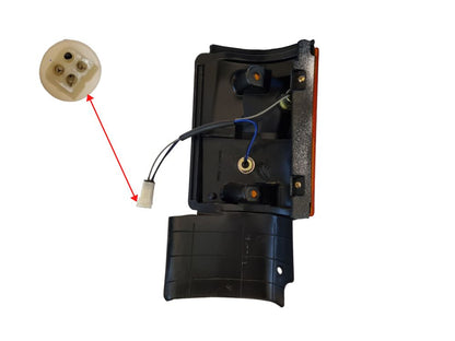 Mitsubishi/Fuso Fighter Park/Flasher Lamp Right Hand – With Round Plug – FK4/FM5 (1986-1996) image 2