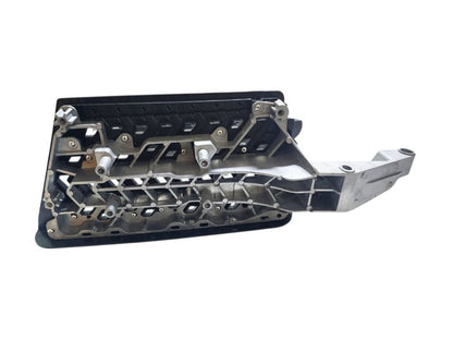 Volvo Version 5 Step Plate Plastic And Bracket Right Hand – Lowe r- Complete with Aluminium Tread – FM (2020-On) image 2
