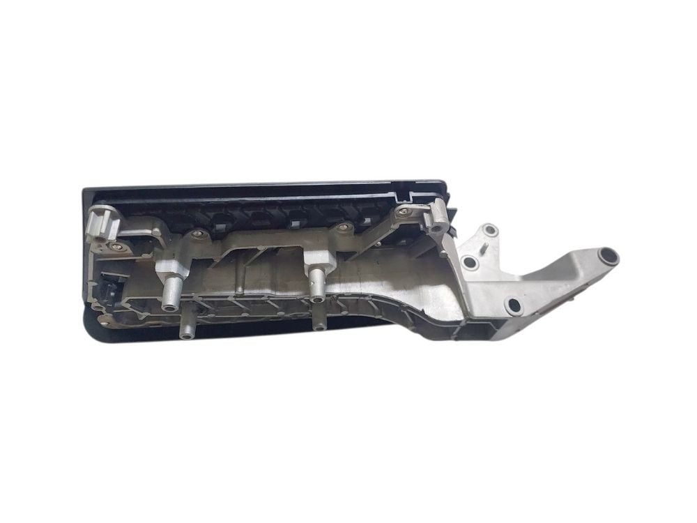 Volvo Version 5 Step Plate Plastic And Bracket Right Hand – Lowe r- Complete with Aluminium Tread – FM (2020-On) image 3