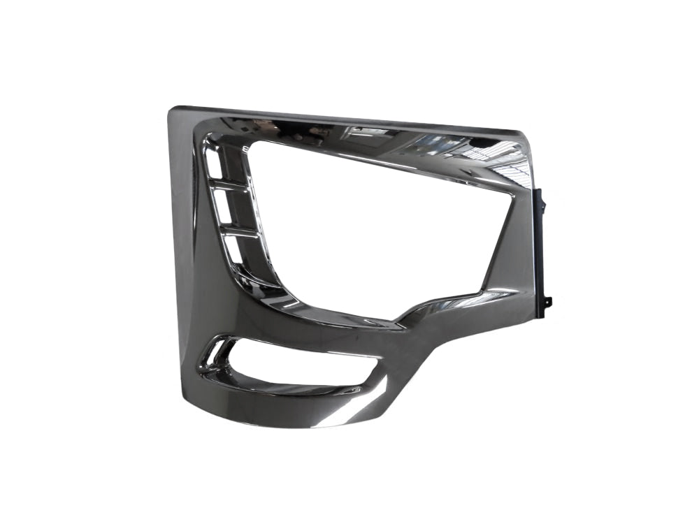 Mitsubishi/Fuso Shogun Front Bumper Bar End Headlight Panel Right Hand – Low Bar – Chrome – 360/400 (2018-On) image 1