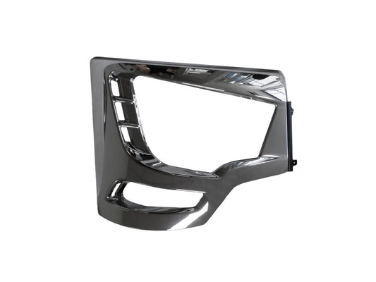Mitsubishi/Fuso Shogun Front Bumper Bar End Headlight Panel Right Hand – Low Bar – Chrome – 360/400 (2018-On) image 1