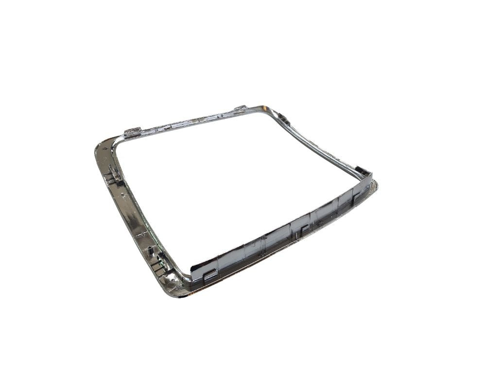 Isuzu F Series HeadLamp Garnish Right Hand – Chrome – Front Bumper Bar – Large – FTR/FVD/FVL/FVM/FVR/FVZ/FVY/FXY/FXZ/FYH/FTS 4×4 (2008-On) image 2