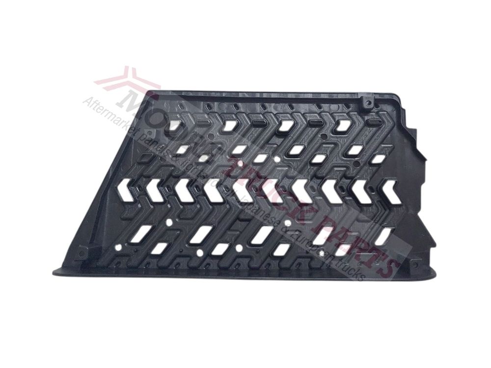 Volvo Version 5 Step Plate Plastic Right Hand – Lower – With Holes For Aluminium Tread – FM (2020-On) image 3