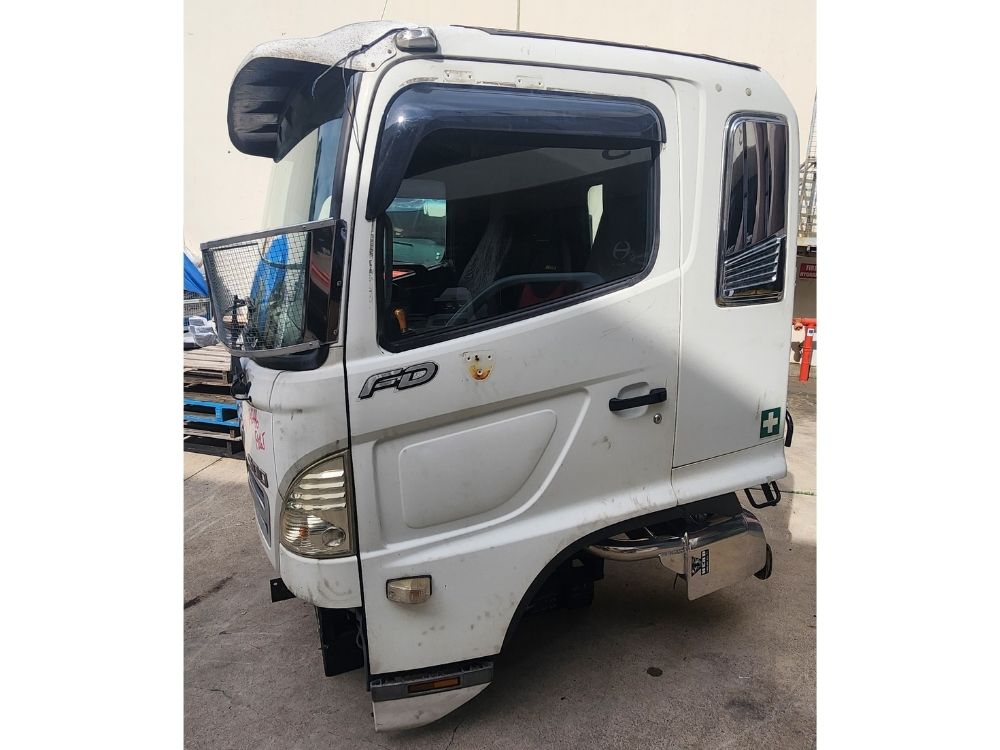 Hino Ranger Pro (FD/FE/GD) Cabin Shell – Narrow Cab – Manual – 2003-2011 (CQ4606) image 2