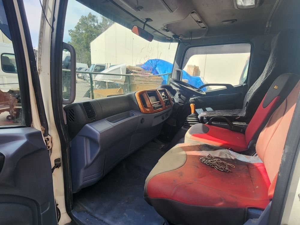 Hino Ranger Pro (FD/FE/GD) Cabin Shell – Narrow Cab – Manual – 2003-2011 (CQ4606) image 4