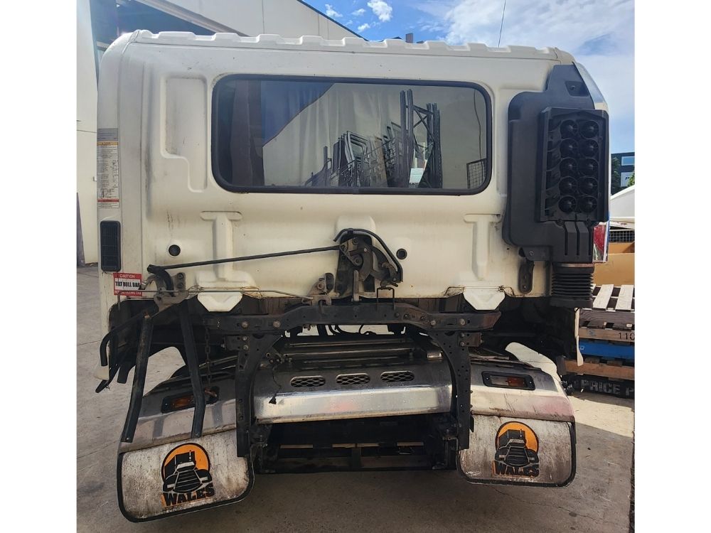 Hino Ranger Pro (FD/FE/GD) Cabin Shell – Narrow Cab – Manual – 2003-2011 (CQ4606) image 7