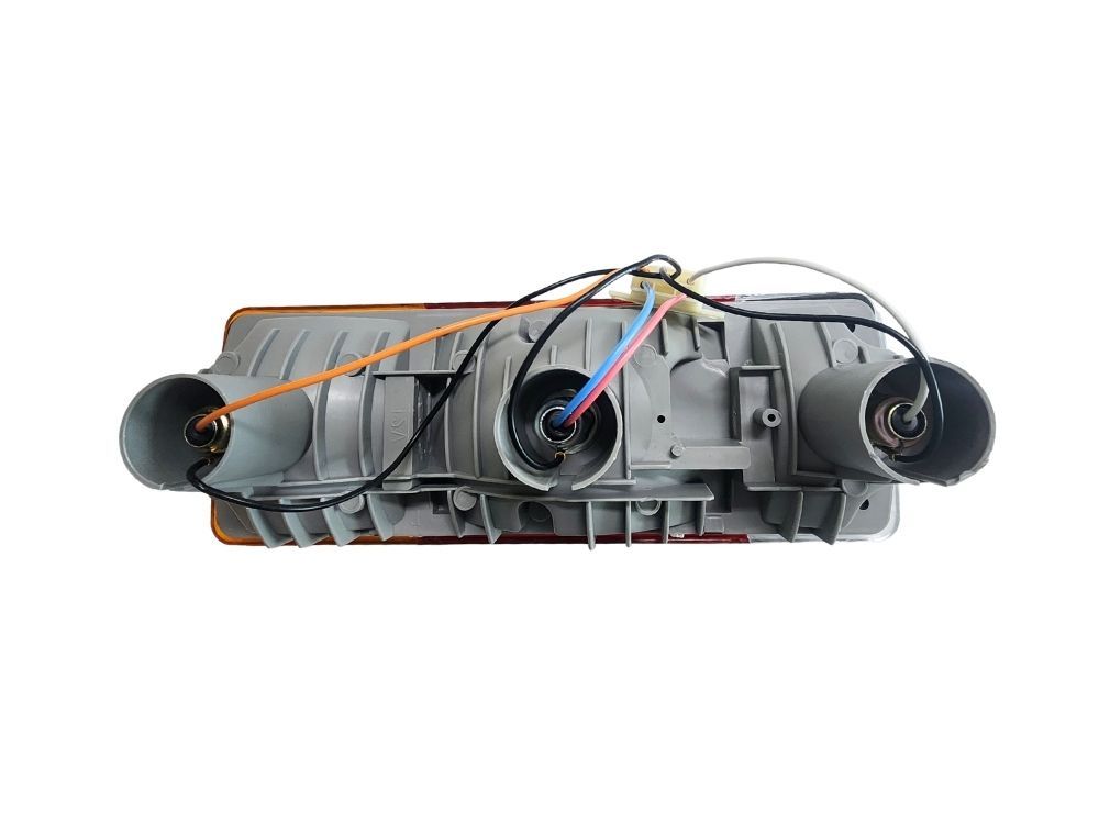 Daihatsu Delta Tail Lamp Left Hand (05/1999-07/1999) image 3
