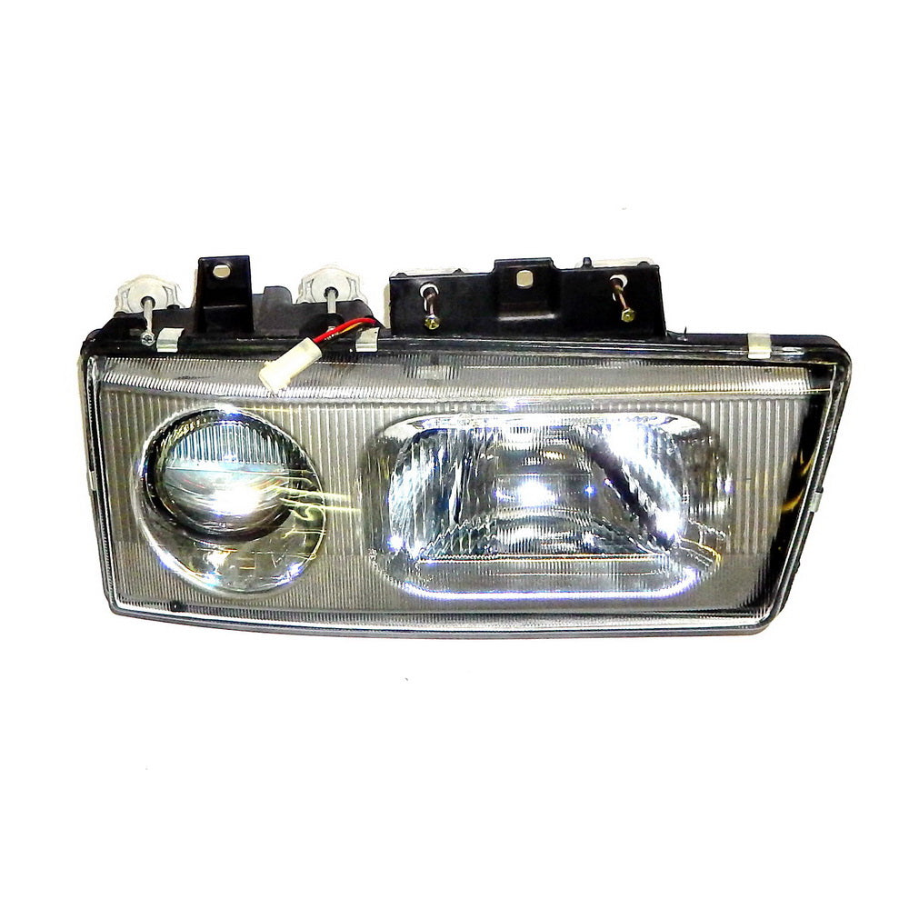 Mitsubishi/Fuso Fighter HeadLamp Left Hand – Import Model – FK6/FM6/FN6 (1996-2008) image 1