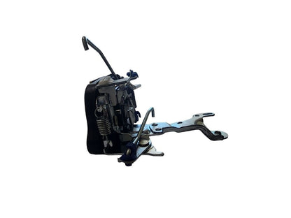 Hino 300 Series/Dutro Door Latch Left Hand – Narrow Cab – XZU6_XKU6 (10/2011-On) image 2