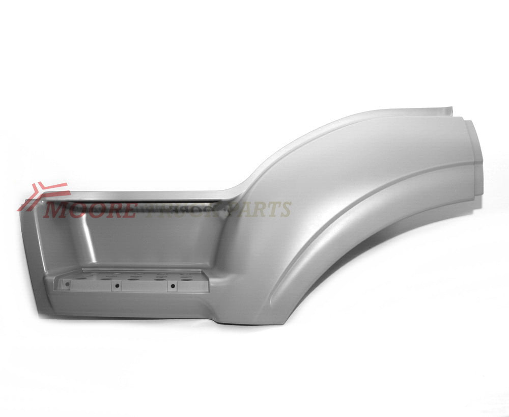 Iveco Stralis Step Panel Left Hand – Upper – Light Grey – AT/AD (2004-2008) image 1