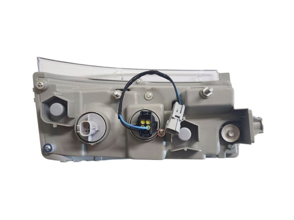 Isuzu F Series Front Bumper Bar Flasher Left Hand – Under HeadLamp With LED Fog and Clear Fasher – FTR/FVD/FVL/FVM/FVR/FVZ/FVY/FXY/FXZ/FYH/FTS 4×4 (2008-On) image 3