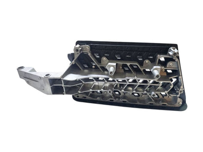 Volvo Version 5 Step Plate Plastic And Bracket Left Hand – Lower – Complete with Aluminium Tread – FM (2020-On) image 2