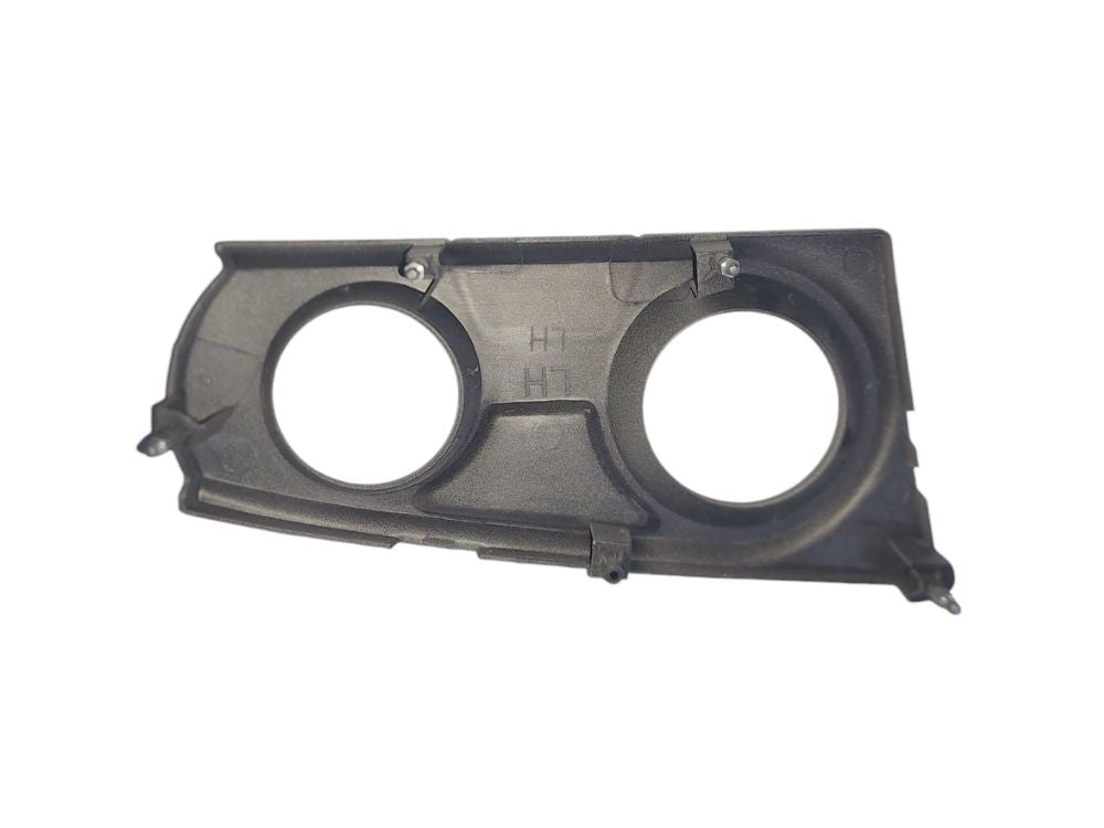 Iveco Stralis Fog & High Beam Lamp Rim – Left Hand – White – Without Headlamp Washer – AD/AS/AT (2013-2023) image 3