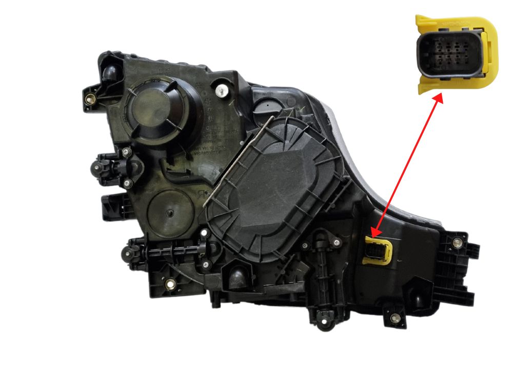 HeadLamp Head Light L/H Left Hand  –  Manual Adjust  –  With Round Fog Lamps  –  To Suit Mercedes Actros M / L Classic / Stream Space (13-On)