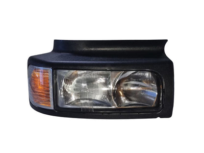 HeadLamp Head Light R/H Right Hand  –  With Rim& Park Lamp  –  Electric  –  To Suit Renault Premium / Mack Quantum (99-06)