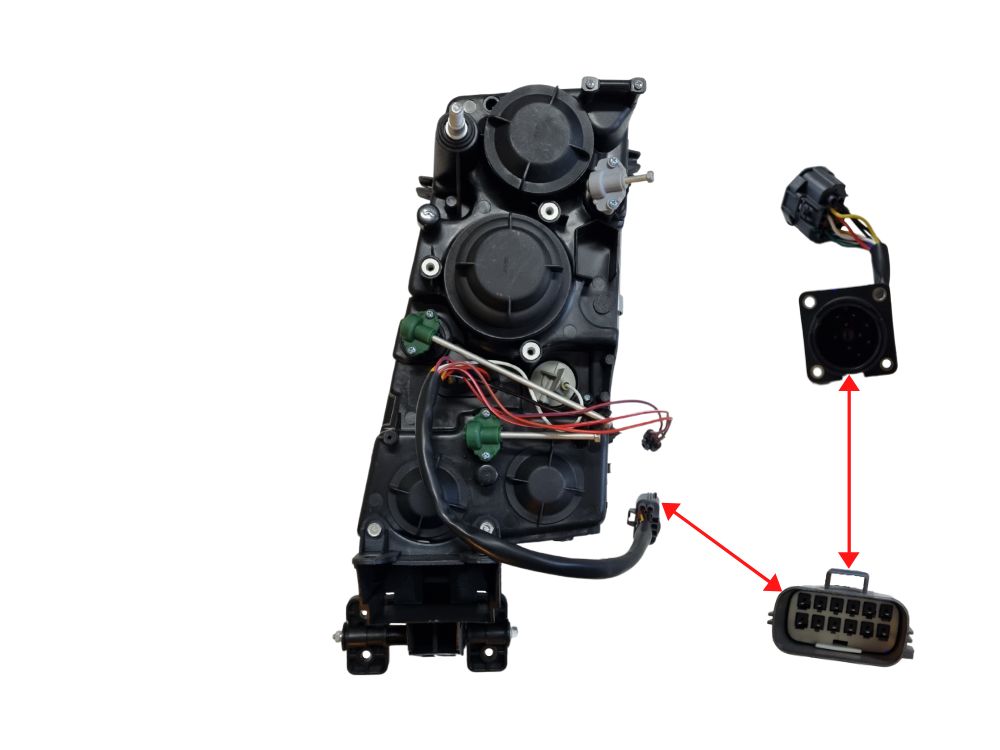 HeadLamp Head Light R/H Right Hand  –  With Square Plug  –  To Suit Volvo FH / To Suit Volvo FM (02-07)